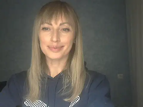 Snapshot of EffectMaya chatting on 12/02/25, 08:04 EffectMaya online show from 12/02/25, 08:04