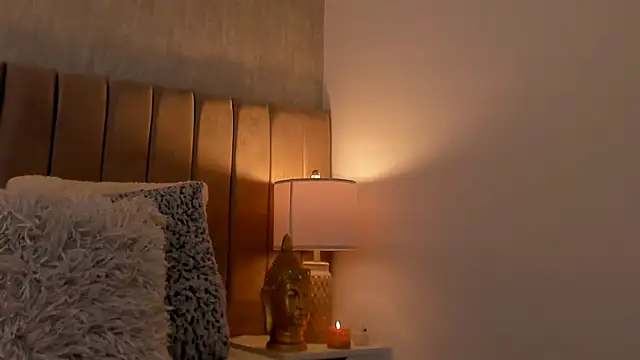 Victoria romanox online show from 03/12/25, 06:00