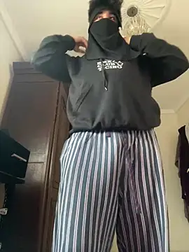 Snapshot of urfvtrans_ chatting on 02/18/25, 02:59 urfvtrans online show from 02/18/25, 02:59