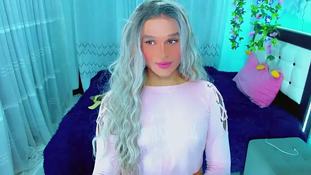 Snapshot of TaylorMon chatting on 03/05/26, 11:23 TaylorMon online show from 03/05/26, 11:23