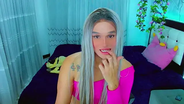 Snapshot of TaylorMon chatting on 03/09/26, 06:45 TaylorMon online show from 03/09/26, 06:45