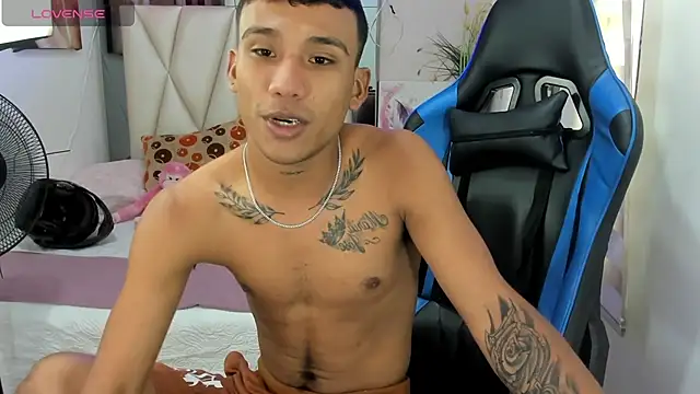 Backsex boy online show from 02/02/25, 04:11