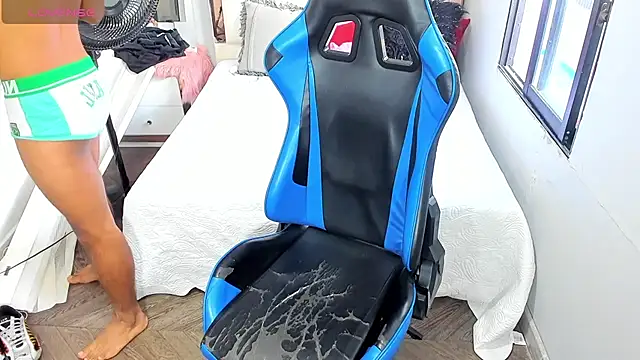 Backsex boy online show from 11/07/25, 03:01