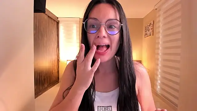 anabel 025 online show from 02/13/25, 01:15