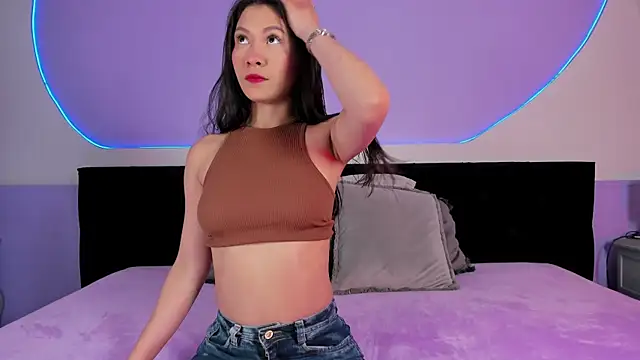 Snapshot of Julieta_Cortes__ chatting on 11/25/25, 12:16 Julieta Cortes online show from 11/25/25, 12:16