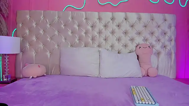 Snapshot of Julieta_Cortes__ chatting on 03/13/26, 11:39 Julieta Cortes online show from 03/13/26, 11:39