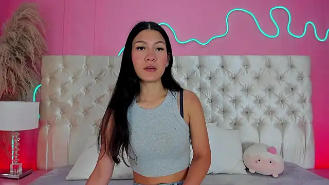 Snapshot of Julieta_Cortes__ chatting on 03/20/26, 12:21 Julieta Cortes online show from 03/20/26, 12:21