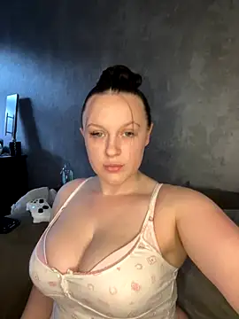 riri bstvx online show from 09/24/25, 07:33