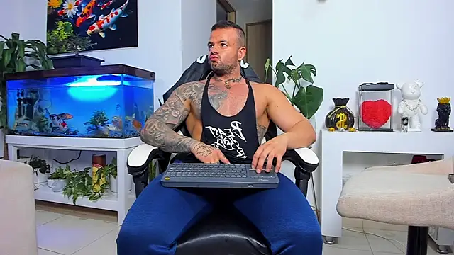 Johnnygrayson1 online show from 11/01/25, 12:34