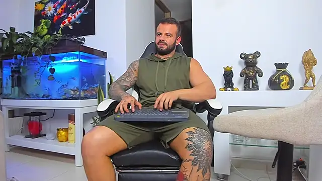 Johnnygrayson1 online show from 12/20/25, 12:18