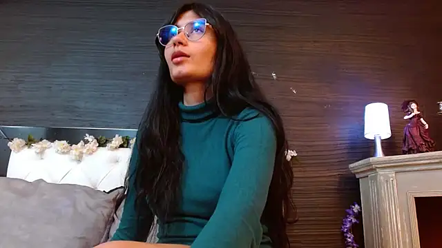 NayeCloud online show from 03/15/25, 10:03