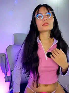 NayeCloud online show from 04/01/26, 08:50