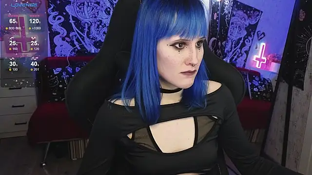 Snapshot of little_Elika chatting on 02/05/25, 10:33 little Elika online show from 02/05/25, 10:33