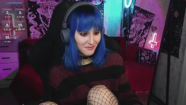 Snapshot of little_Elika chatting on 02/21/25, 11:54 little Elika online show from 02/21/25, 11:54