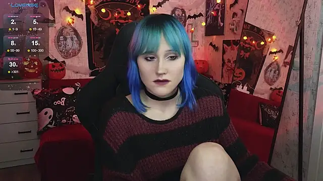 Snapshot of little_Elika chatting on 10/19/25, 10:10 little Elika online show from 10/19/25, 10:10