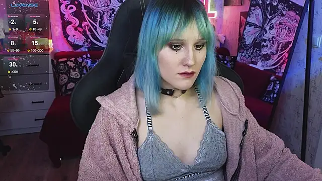 Snapshot of little_Elika chatting on 12/15/25, 09:30 little Elika online show from 12/15/25, 09:30