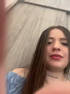 Snapshot of Sabrina_Lennox chatting on 03/18/26, 01:31 Sabrina Lennox online show from 03/18/26, 01:31