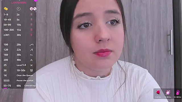 Snapshot of Sabrina_Lennox chatting on 03/19/26, 02:04 Sabrina Lennox online show from 03/19/26, 02:04