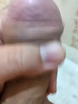 Snapshot of carvalhesco chatting on 03/30/26, 03:40 carvalhesco online show from 03/30/26, 03:40