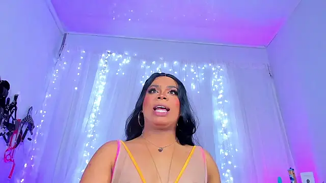 CuteRomi online show from 12/04/24, 03:15