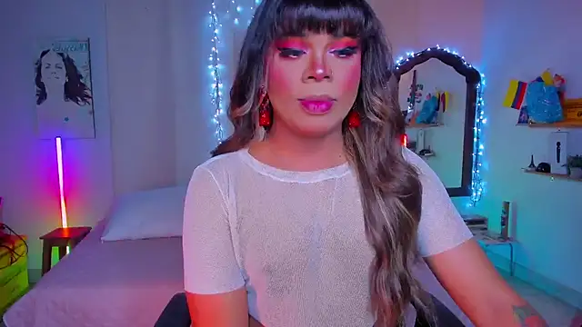 CuteRomi online show from 10/08/25, 04:32