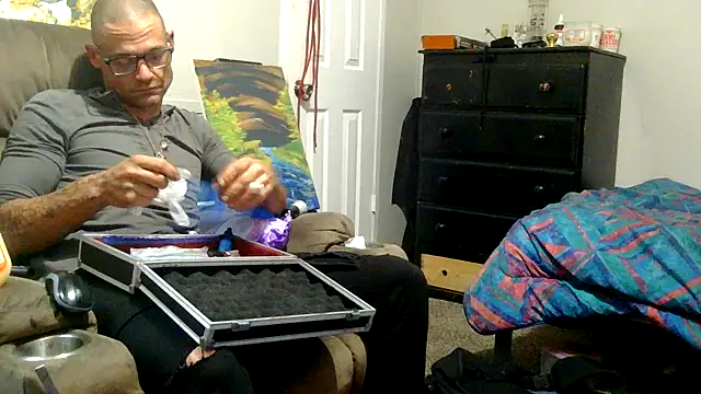 TheOneYouLove69 online show from 03/21/25, 04:49