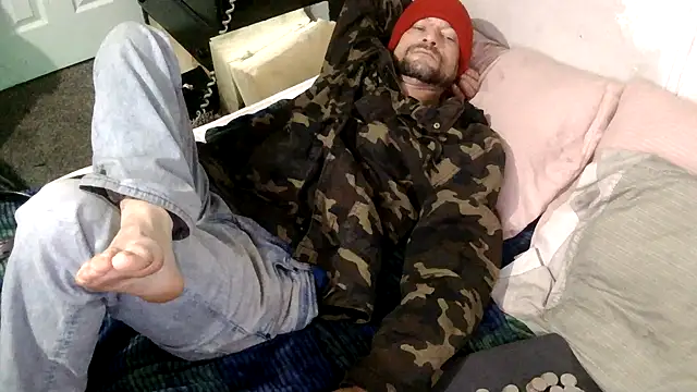 Snapshot of TheOneYouLove69 chatting on 03/17/26, 05:33 TheOneYouLove69 online show from 03/17/26, 05:33