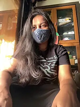 Snapshot of HaaniKaur chatting on 11/18/25, 07:35 HaaniKaur online show from 11/18/25, 07:35