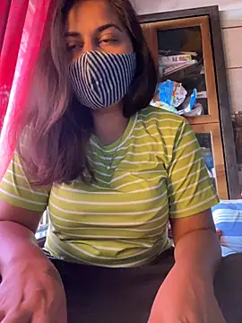 Snapshot of HaaniKaur chatting on 12/03/25, 07:49 HaaniKaur online show from 12/03/25, 07:49