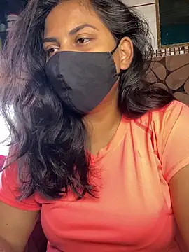 Snapshot of HaaniKaur chatting on 01/06/26, 07:56 HaaniKaur online show from 01/06/26, 07:56