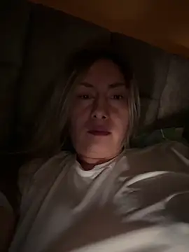 xLadyScarlettx online show from 02/02/25, 03:43