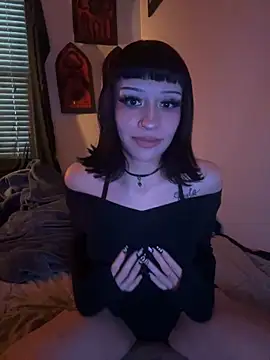 Gothbabbi online show from 10/25/25, 10:15