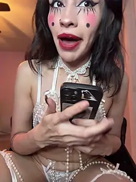 Gothbabbi online show from 04/08/26, 08:53