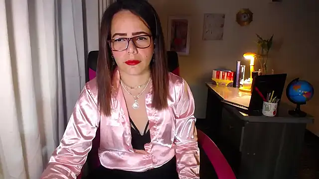 Snapshot of danielle_rose_1 chatting on 03/29/26, 05:02 danielle rose 1 online show from 03/29/26, 05:02