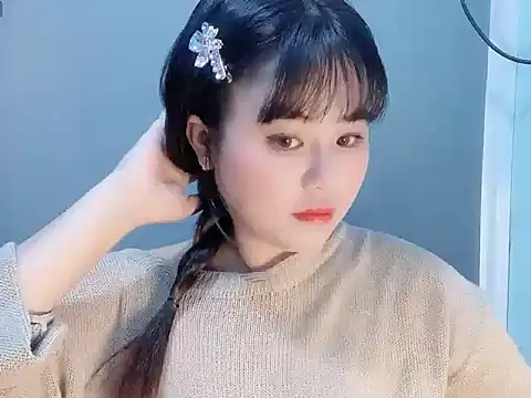 Snapshot of LiLi-Kirix99 chatting on 10/30/25, 05:42 LiLi-Kirix99 online show from 10/30/25, 05:42