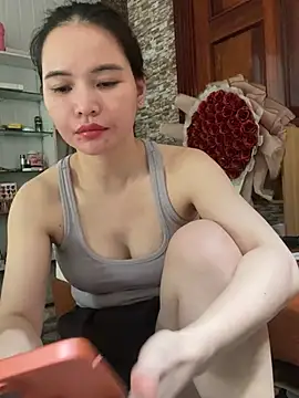 Snapshot of LiLi-Kirix99 chatting on 07/10/26, 07:56 LiLi-Kirix99 online show from 07/10/26, 07:56