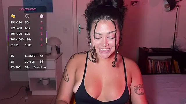 Snapshot of ann4montez_ chatting on 04/15/26, 03:46 ann4montez online show from 04/15/26, 03:46