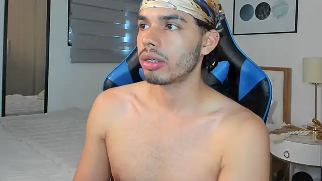 Snapshot of mateoleonee chatting on 12/10/24, 05:55 mateoleonee online show from 12/10/24, 05:55