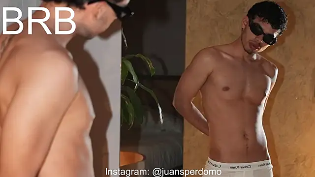 Snapshot of mateoleonee chatting on 03/21/25, 02:29 mateoleonee online show from 03/21/25, 02:29