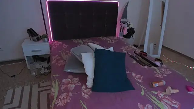 CassieEvans online show from 01/30/25, 06:46