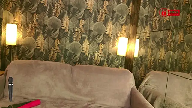 Snapshot of BigBoobsARRI chatting on 03/29/26, 12:16 BigBoobsARRI online show from 03/29/26, 12:16