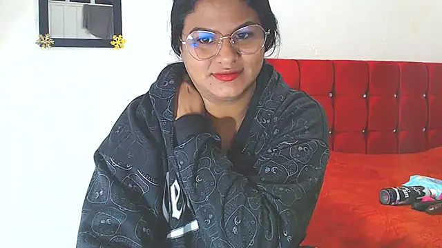 SweetAlmaa online show from 01/31/25, 09:48