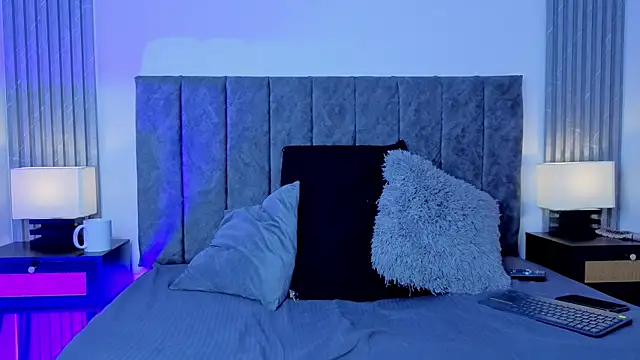 Snapshot of Ema_Stone65 chatting on 09/28/25, 08:47 Ema Stone65 online show from 09/28/25, 08:47