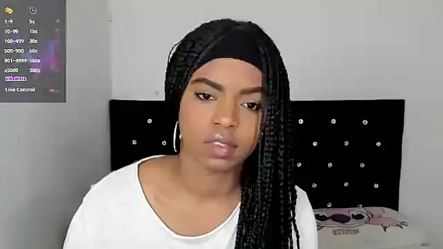 Marce 22 online show from 01/18/25, 01:52