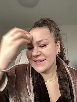 Snapshot of Fancy-Francy chatting on 02/27/25, 09:54 Fancy-Francy online show from 02/27/25, 09:54