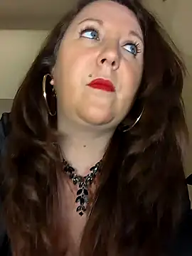 Snapshot of Candy-Desire chatting on 02/03/25, 05:56 Candy-Desire online show from 02/03/25, 05:56