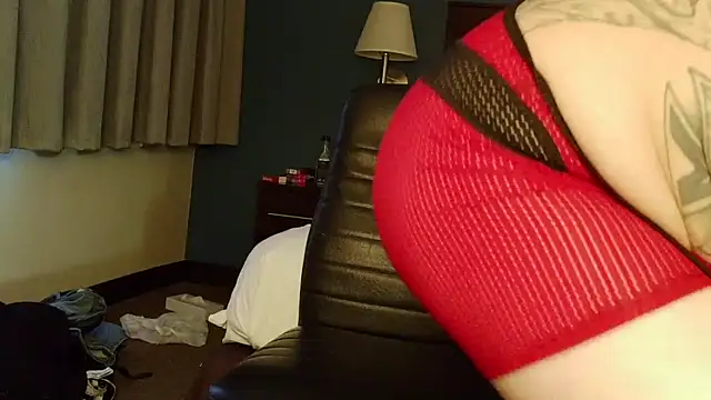 UnCuTupTheBuTT online show from 04/10/26, 11:04