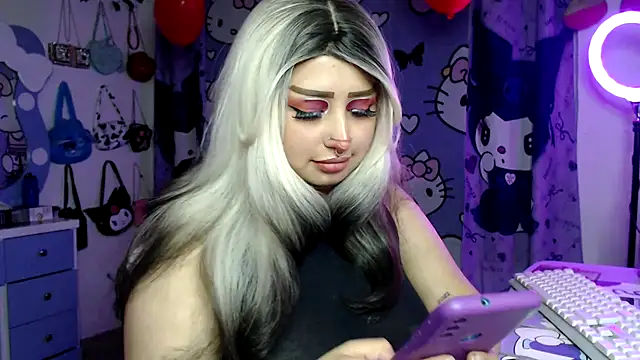 lussyevans24 online show from 02/20/26, 06:26