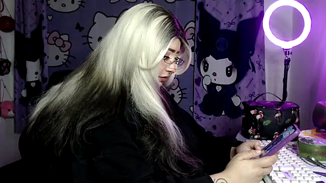 lussyevans24 online show from 04/01/26, 01:28