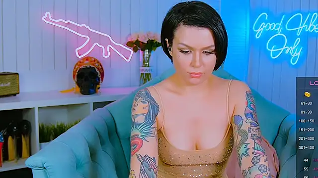 My toys pink online show from 03/08/25, 09:17